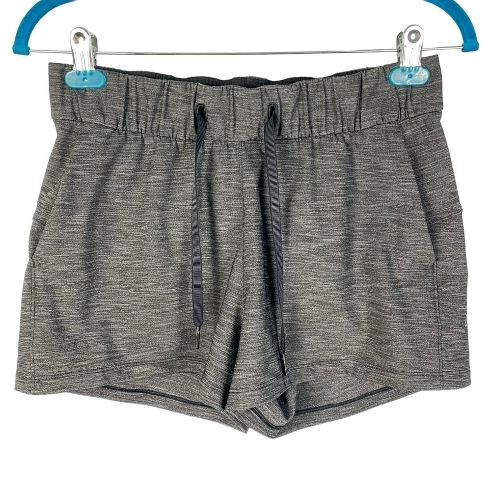 Lululemon On The Fly Shorts size 6